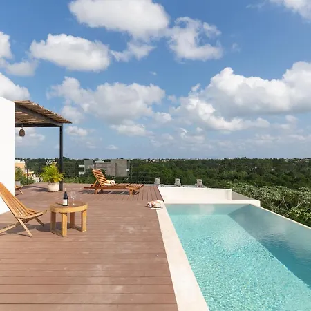 Modern 4Br Apartment In La Veleta With Rooftop Pool, Amazing Amenities & Incredible Jungle View